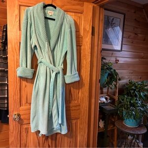 Classic Elements Aqua Plush Robe
